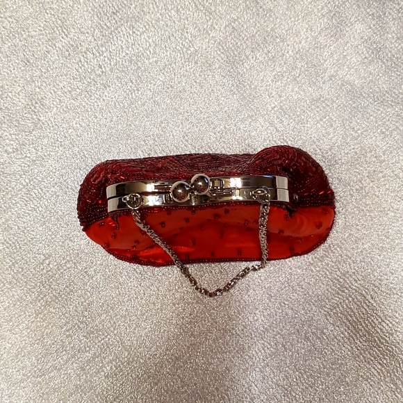 Vintage Red Beaded Satin Purse Christmas Valentine's Day Heart Chain Wristlet - Picture 4 of 8